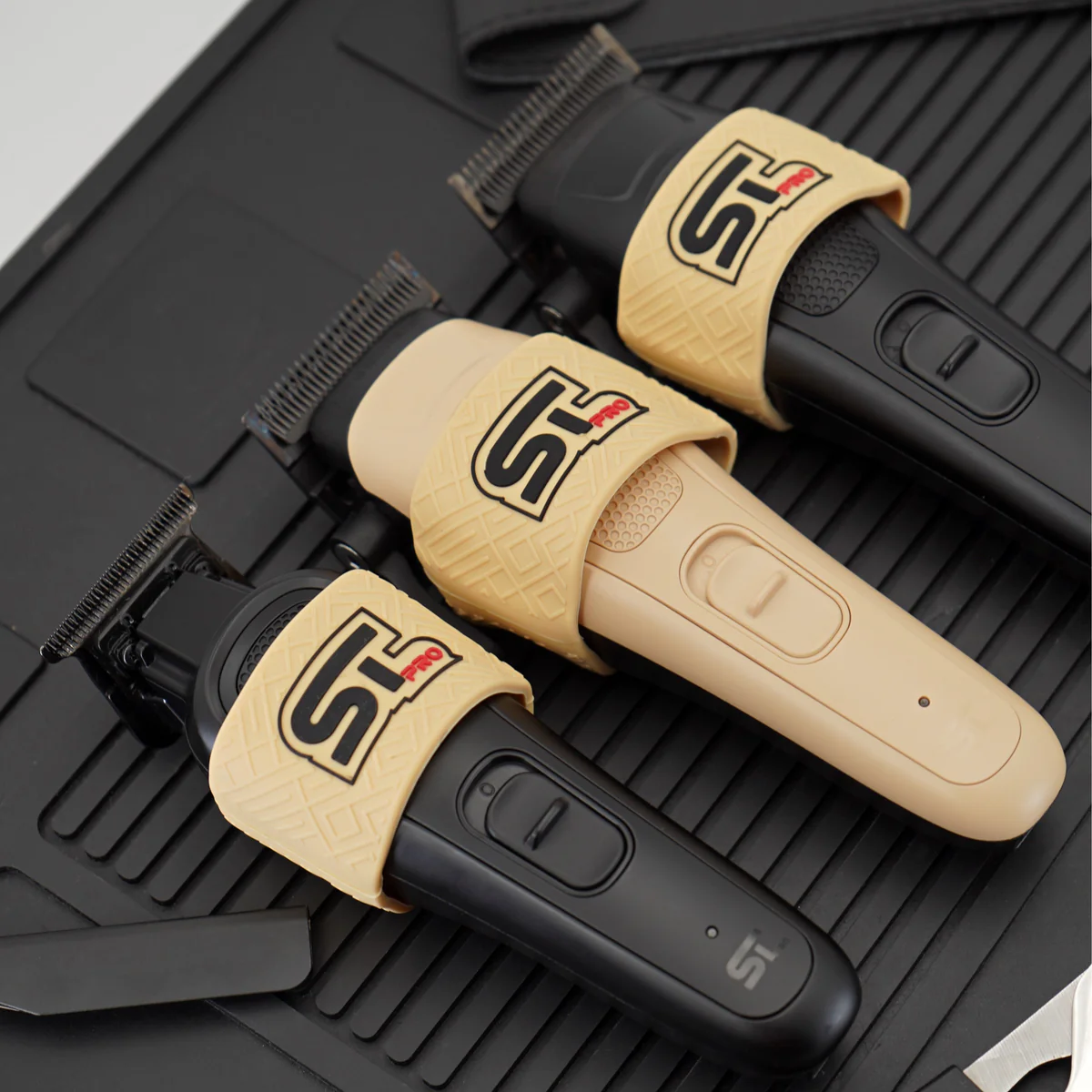 Supreme ST Clipper Grips - Sand